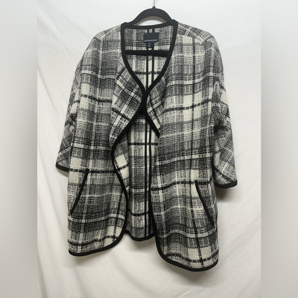 Cynthia Rowley Plaid‎ Black &White open front blazer coat with pockets